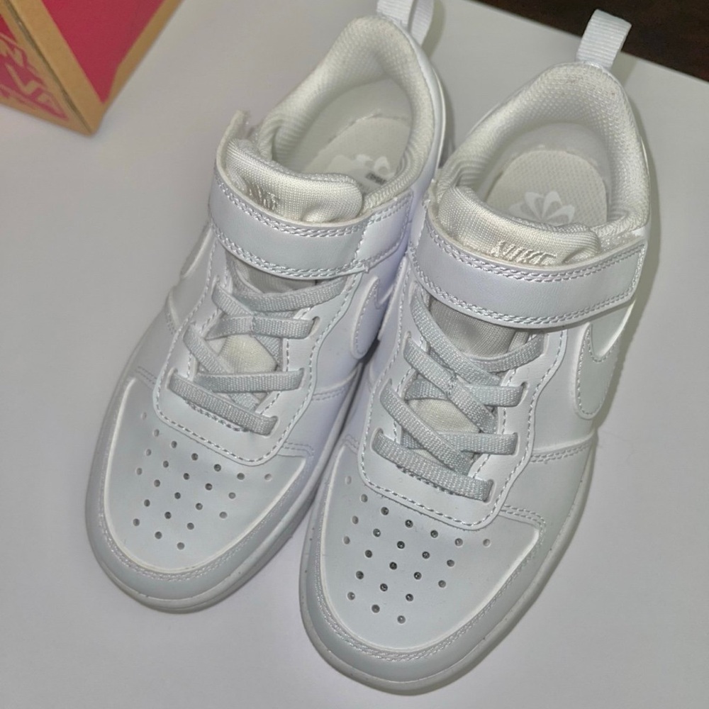 Nike kids shoes ( New)